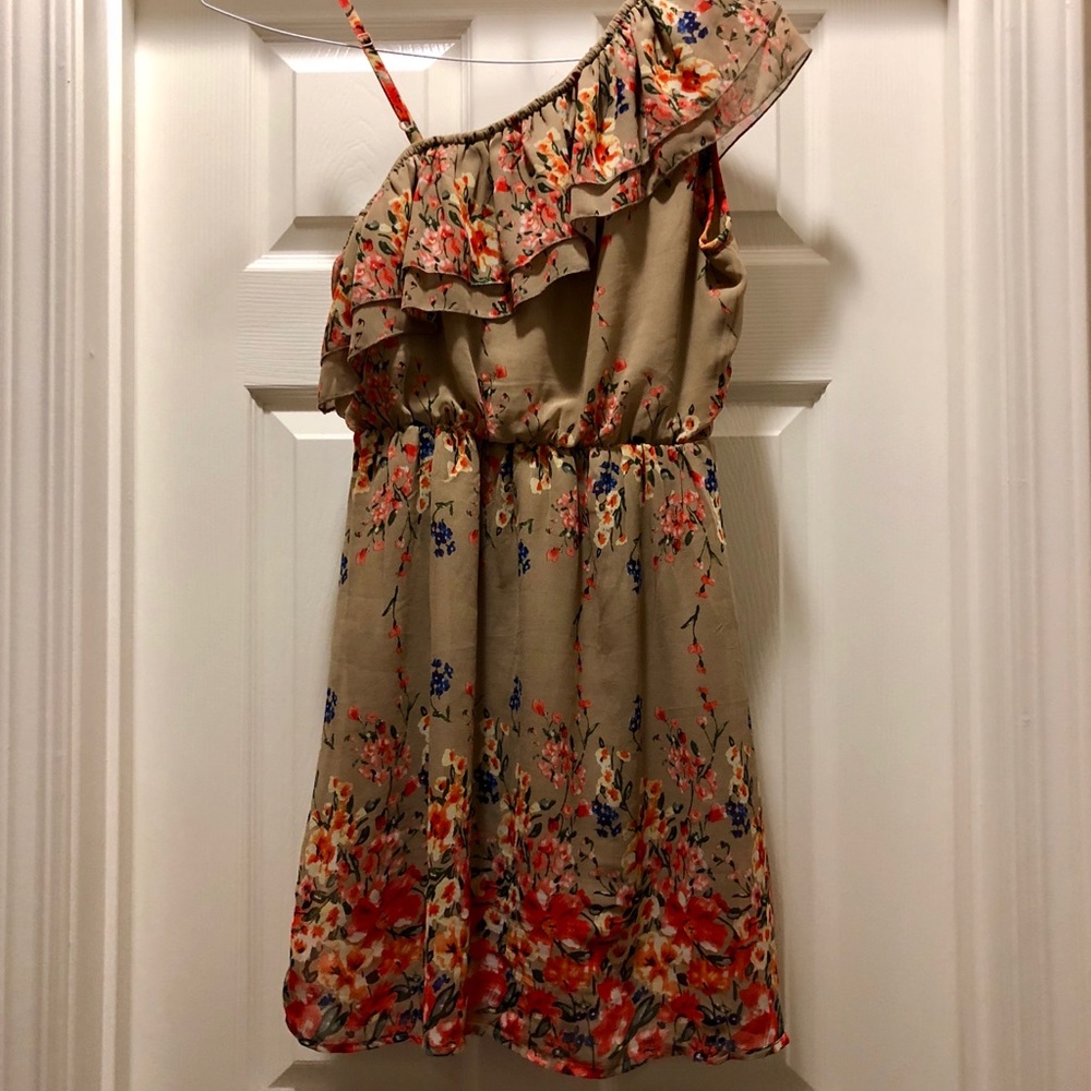 One Shoulder Floral Ruffle Sundress - Picture 2 of 2